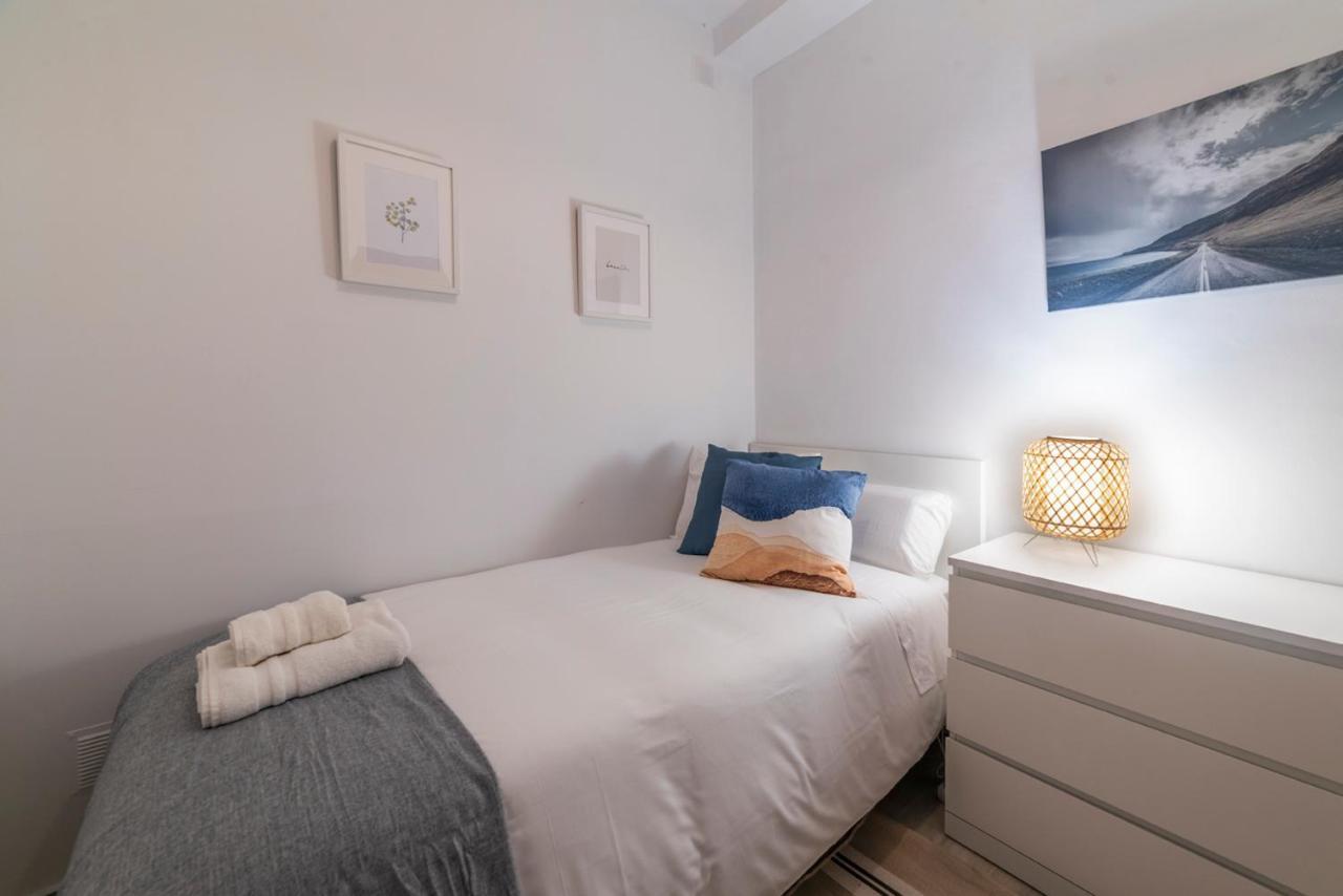 Alohamundi Torres Apartment Seville Luaran gambar